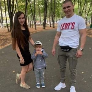 Meet your Posher, Ashton